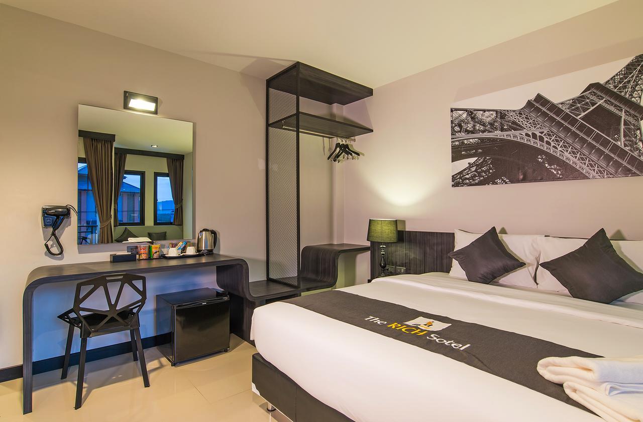 The Rich Sotel Krabi town Exterior foto